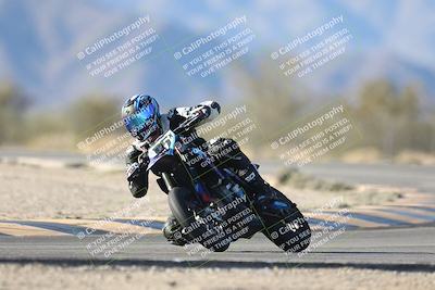 media/Dec-07-2025-CVMA (Sun) [[3e7d2de5dc]]/Race 12- Formula 40 MW and LW/